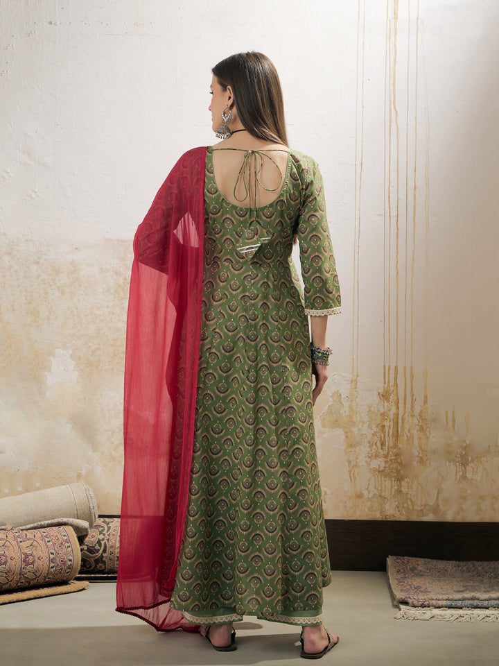 Green Floral Cambric Anarkali Kurta With Pencil Pants &amp; Dupatta-Shae by SASSAFRAS