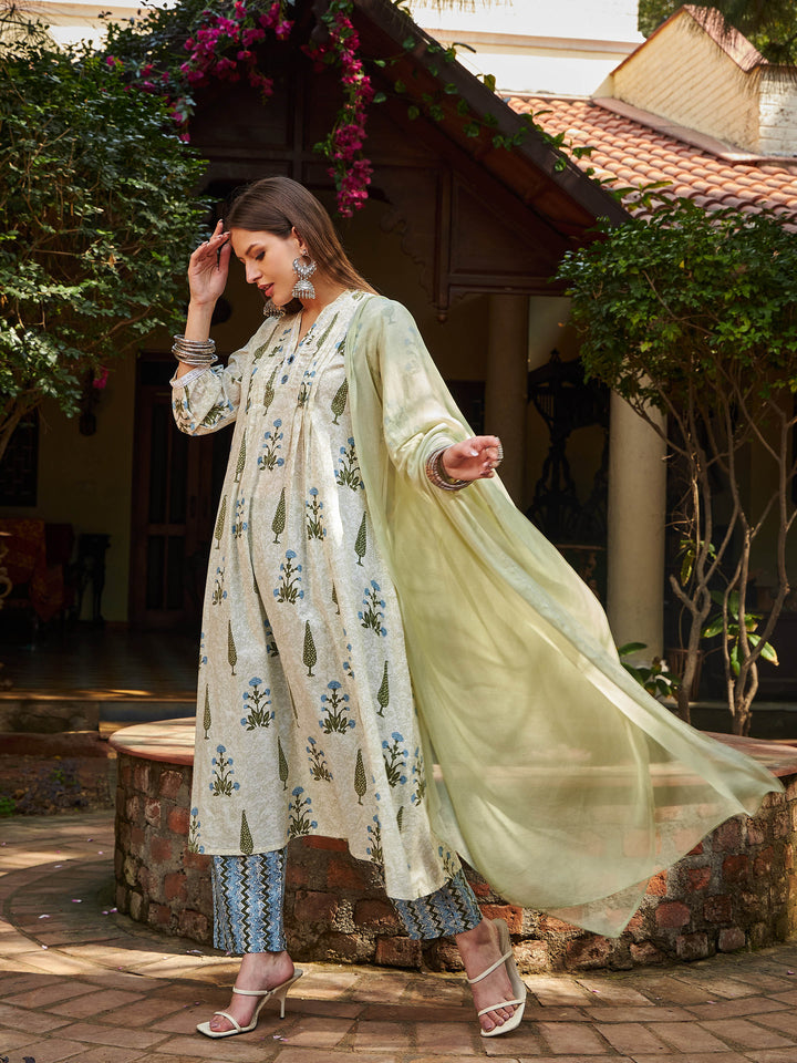 White Floral Cambric Kurta With Pencil Pants &amp; Dupatta-Shae by SASSAFRAS