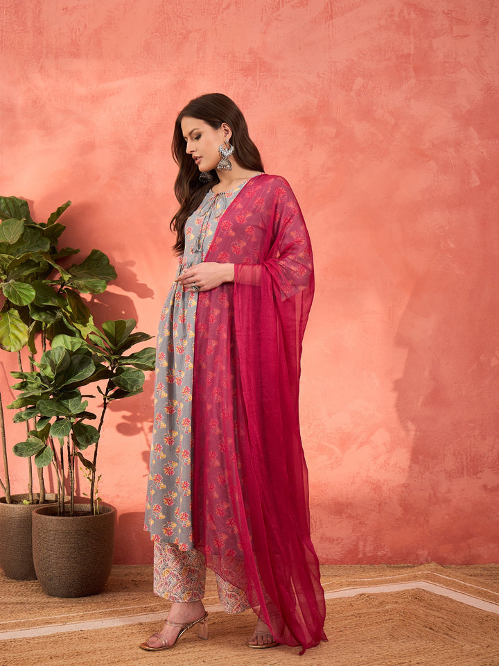 Grey Floral Front Dori Gathered Kurta With Pencil Pants &amp; Dupatta-Shae by SASSAFRAS