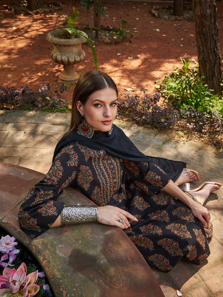 Black Floral Straight Kurta With Pants &amp; Dupatta-Shae by SASSAFRAS