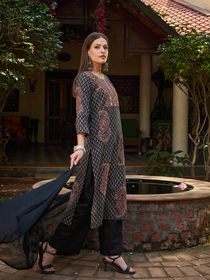 Black Floral Front Yoke Kurta With Pencil Pants &amp; Dupatta-Shae by SASSAFRAS