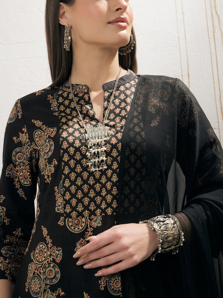 Black Floral Straight Kurta With Pencil Pants &amp; Dupatta-Shae by SASSAFRAS