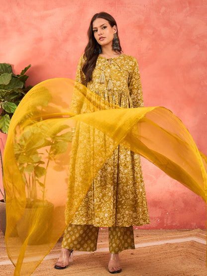 Yellow Floral Front Dori Gathered Kurta With Pencil Pants & Dupatta