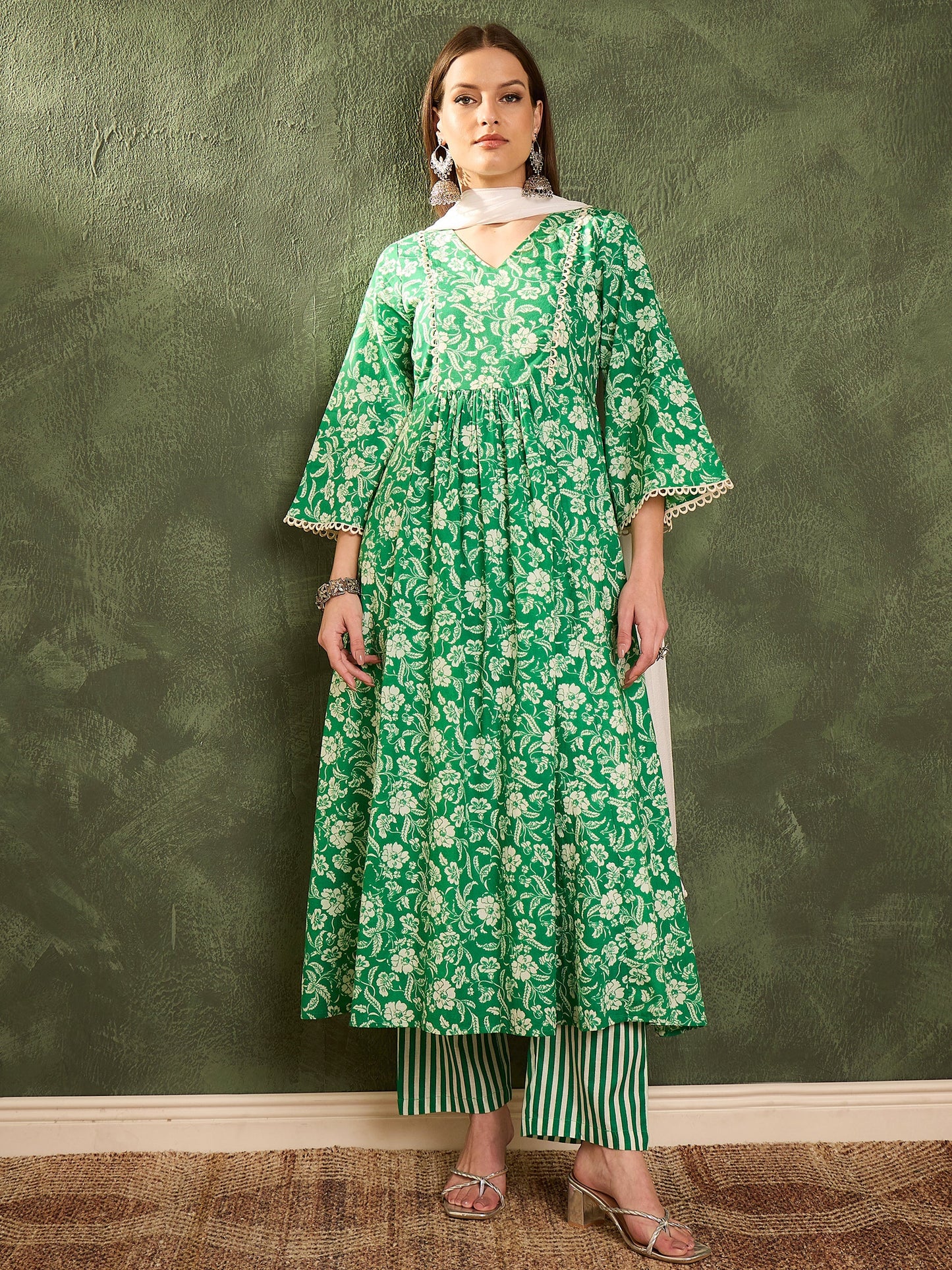 Green & White Floral Gathered Kurta Set with Dupatta
