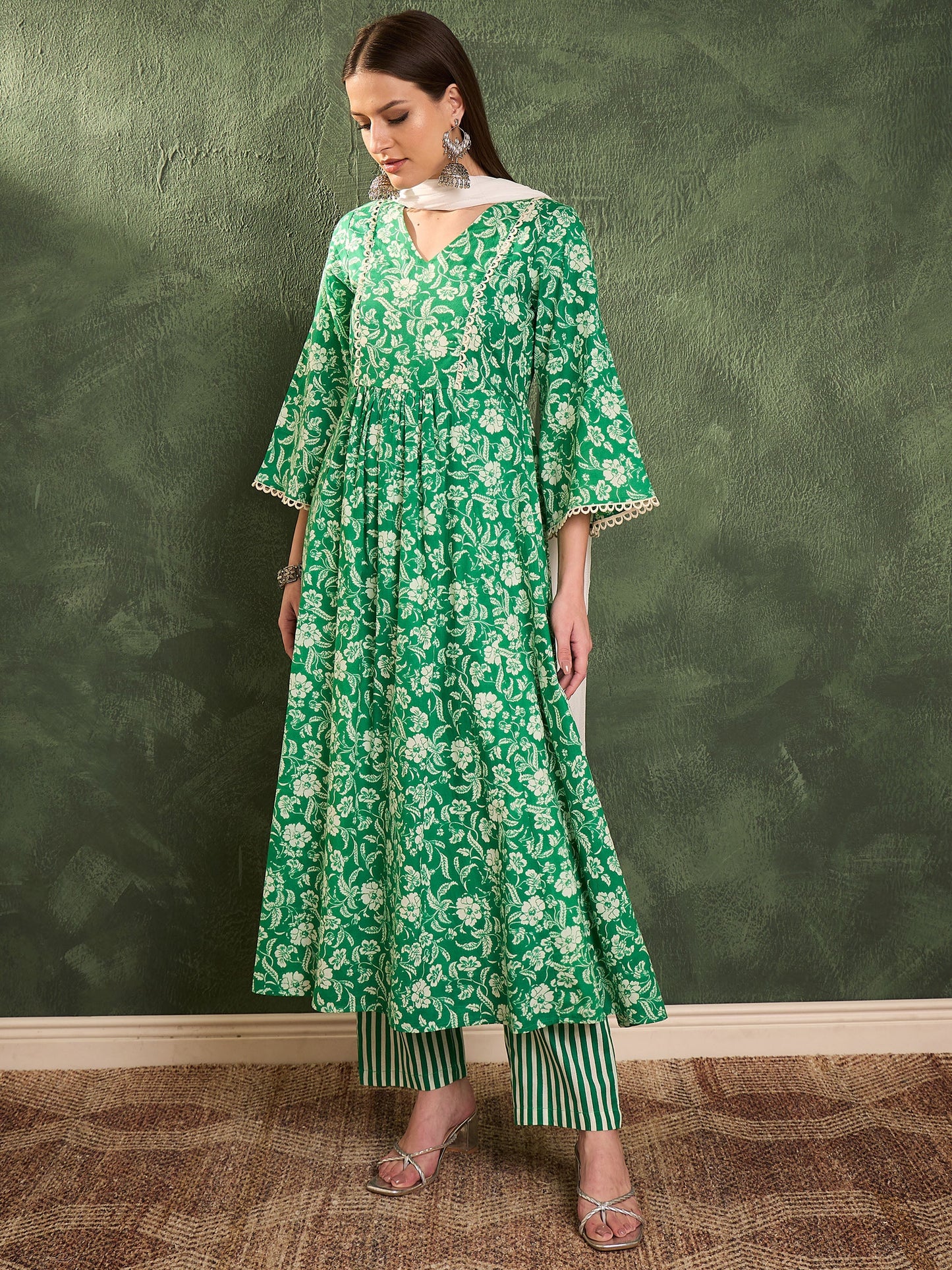 Green & White Floral Gathered Kurta Set with Dupatta