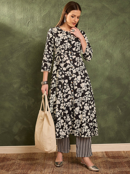 Black Floral Button Pocket Kurta with Pants