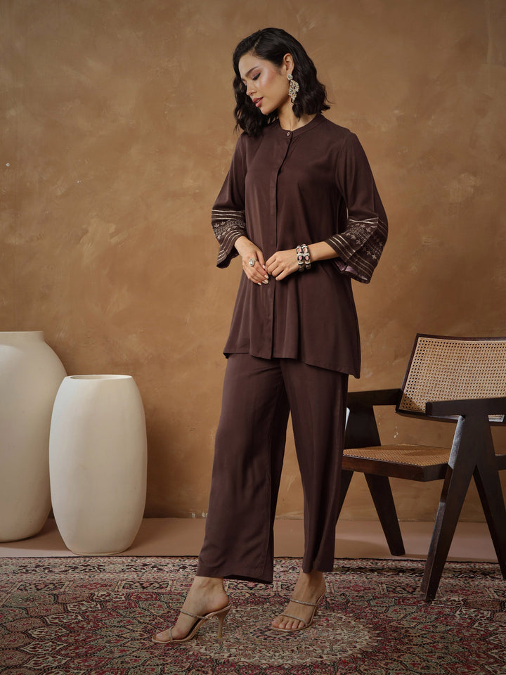 Women Brown Zari Embroidered Sleeve Top With Pants