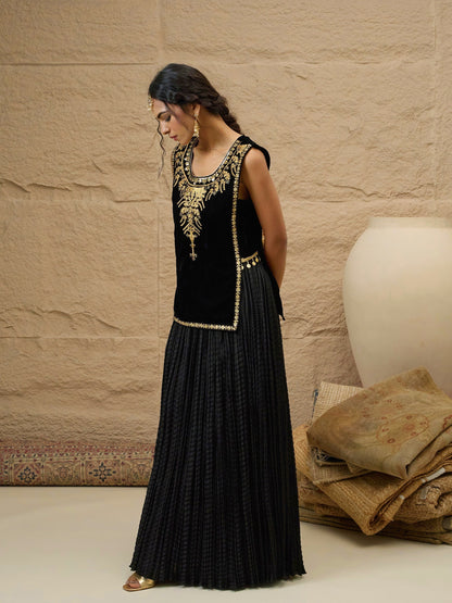 Women Black Velvet Sleeveless Top With Pleated Skirt