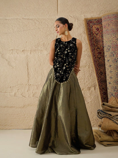 Women Black Velvet Top With Crinkled Anarkali Skirt