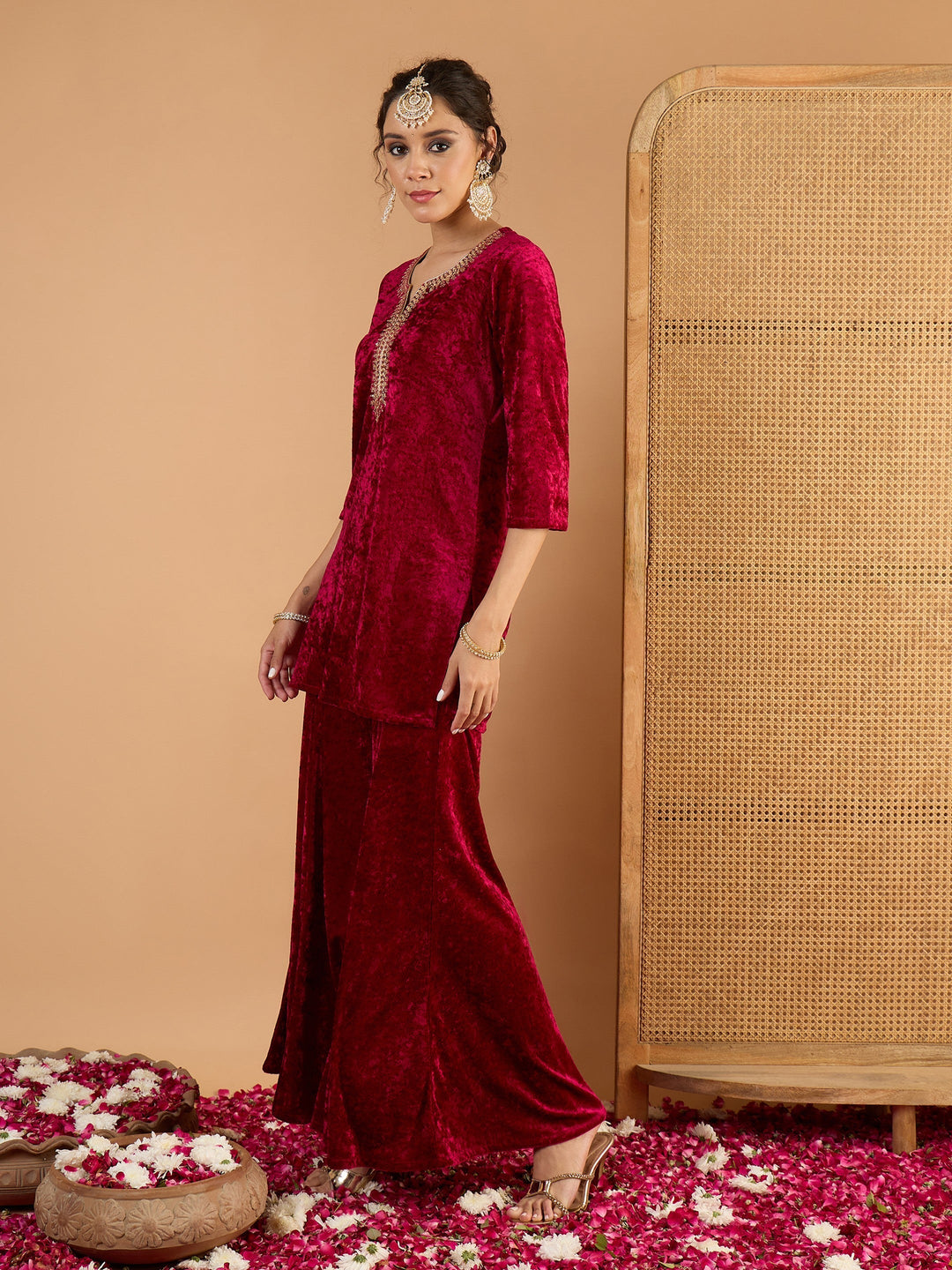 Women Fuchsia Velvet Embroidered Short Kurta With Palazzos