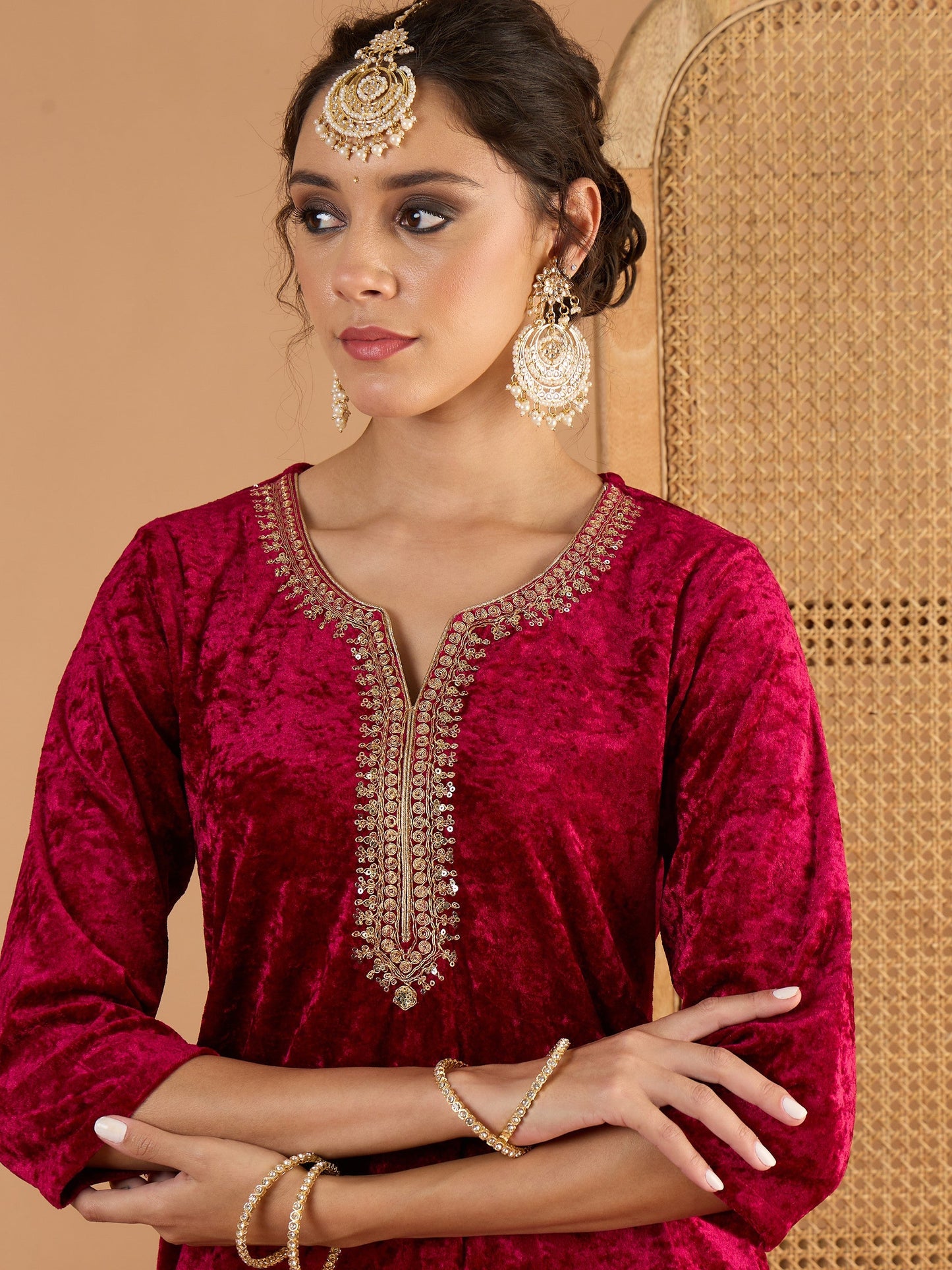 Women Fuchsia Velvet Embroidered Short Kurta With Palazzos