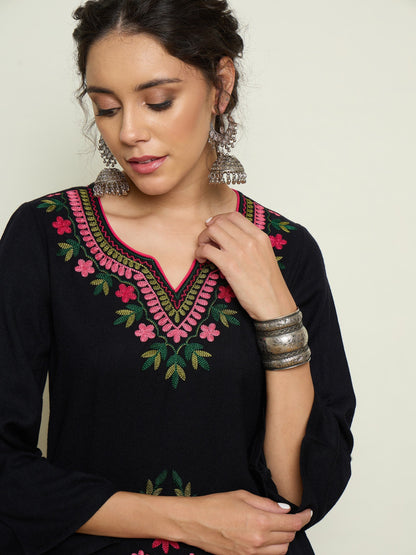 Women Black Woollen Embroidered Sweetheart Short Kurta With Farshi Salwar