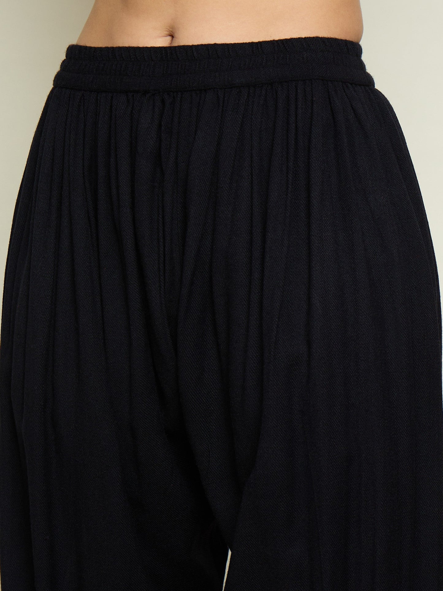 Women Black Woollen Embroidered Sweetheart Short Kurta With Farshi Salwar