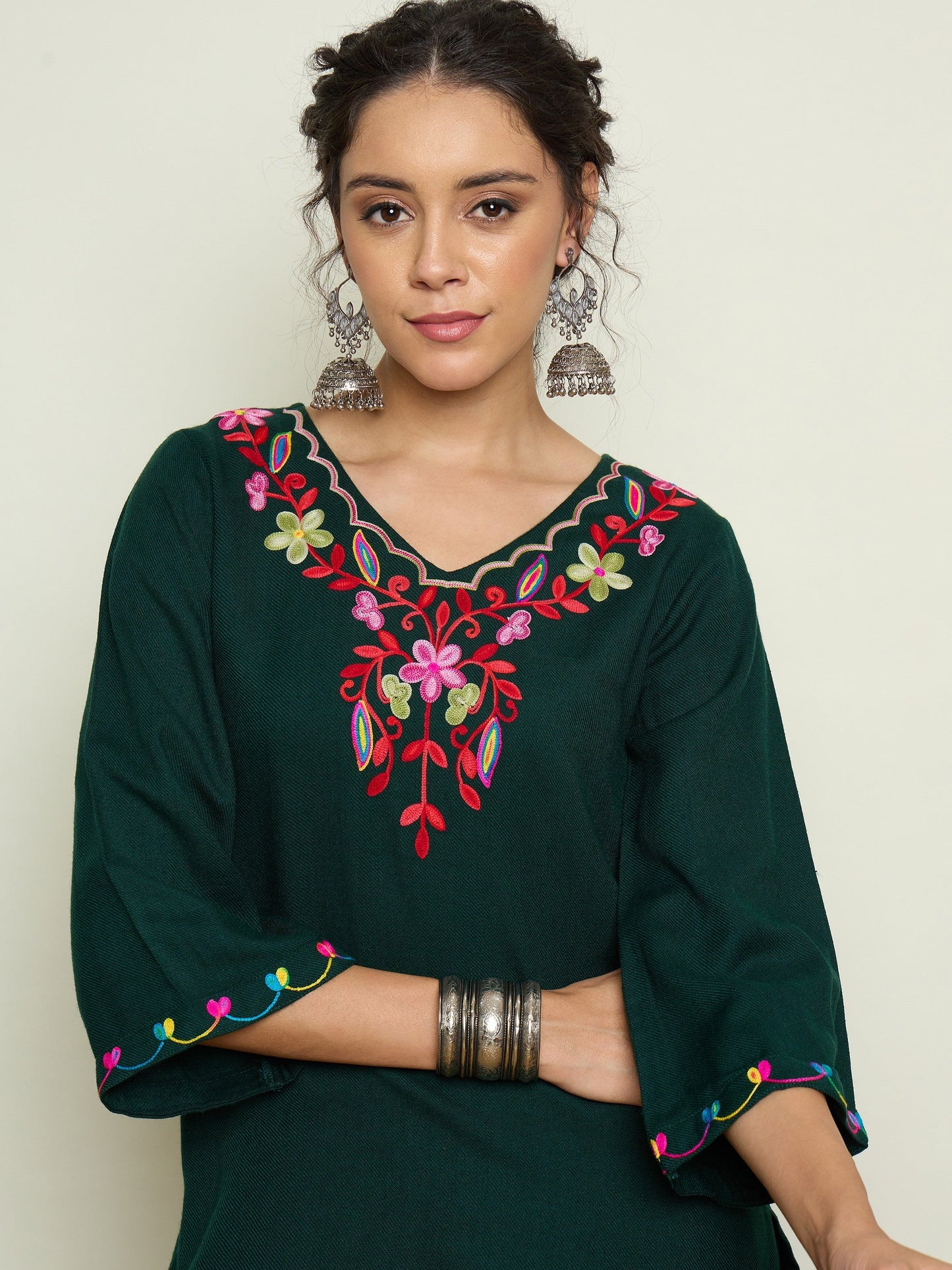 Women Green Woollen Embroidered V-Neck Short Kurta With Farshi Salwar