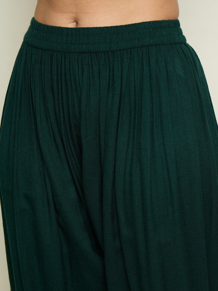Women Green Woollen Embroidered V-Neck Short Kurta With Farshi Salwar
