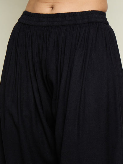 Women Black Woollen Embroidered V-Neck Short Kurta With Farshi Salwar