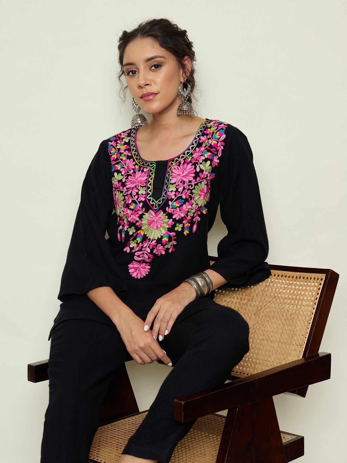 Women Black Woollen Embroidered Round Neck Short Kurta With Pencil Pants
