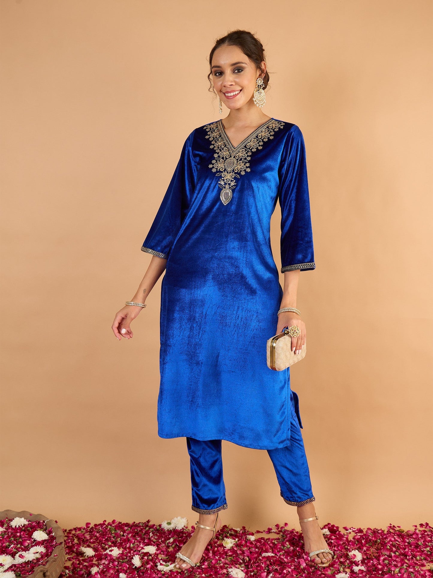 Women Royal Blue Velvet Embroidered Straight Kurta With Pencil Pants