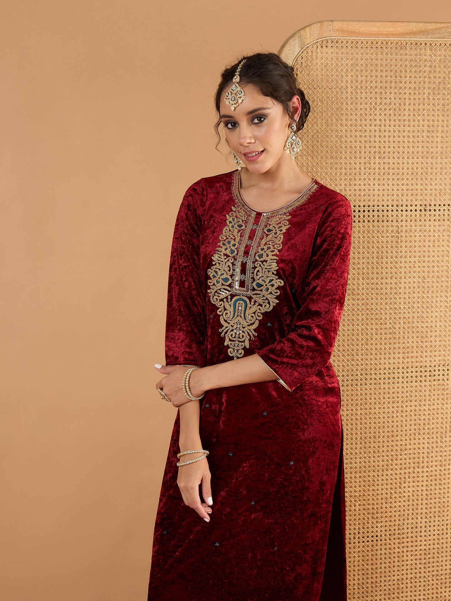 Women Maroon Velvet Embroidered Straight Kurta With Straight Pants