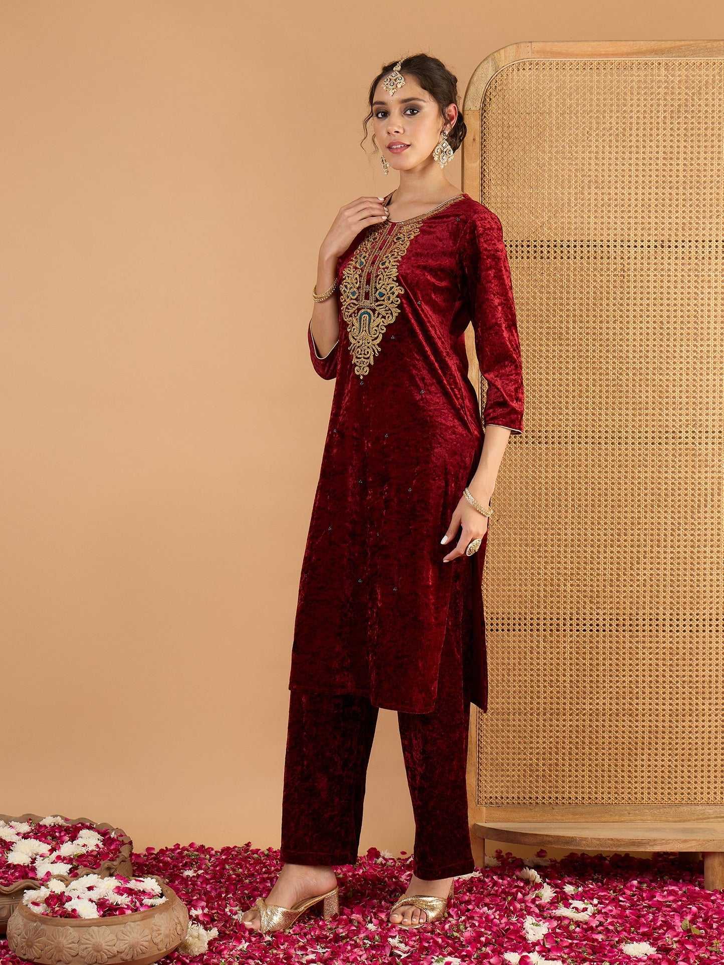 Women Maroon Velvet Embroidered Straight Kurta With Straight Pants