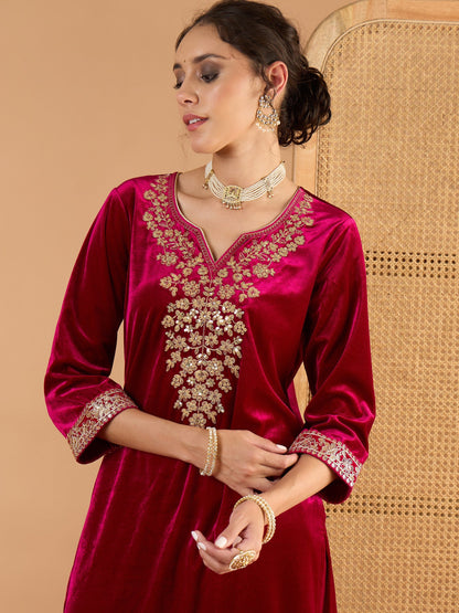 Women Fuchsia Velvet Embroidered Kurta With Straight Pants
