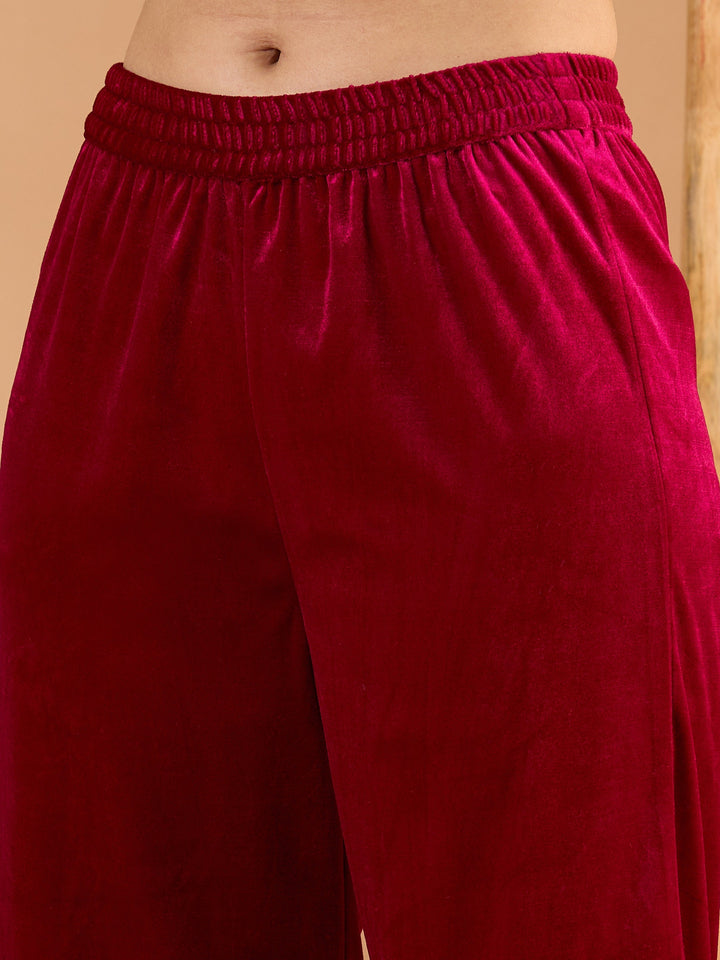 Women Fuchsia Velvet Embroidered Kurta With Straight Pants
