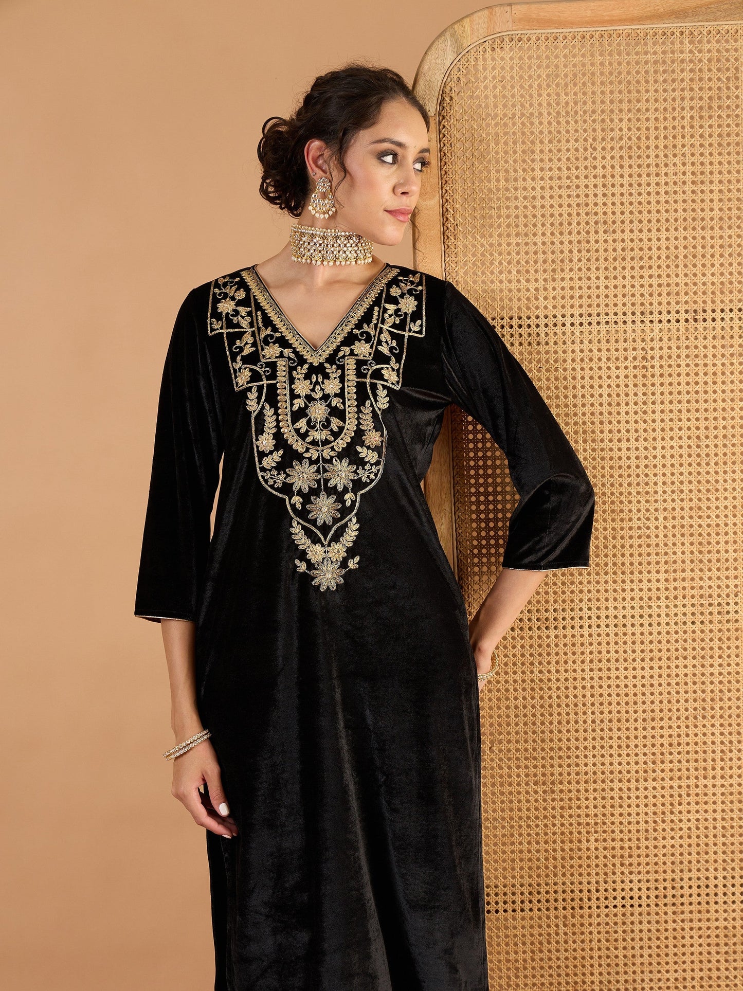 Women Black Velvet Embroidered Straight Kurta With Straight Pants