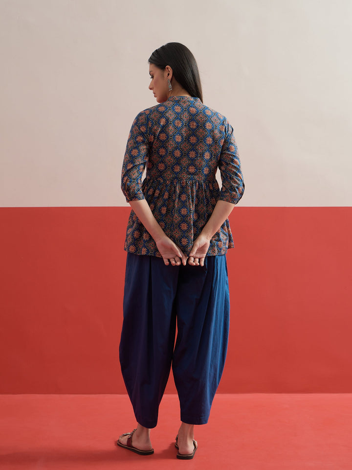 Women Blue Floral Geometric Peplum Top With Balloon Pants
