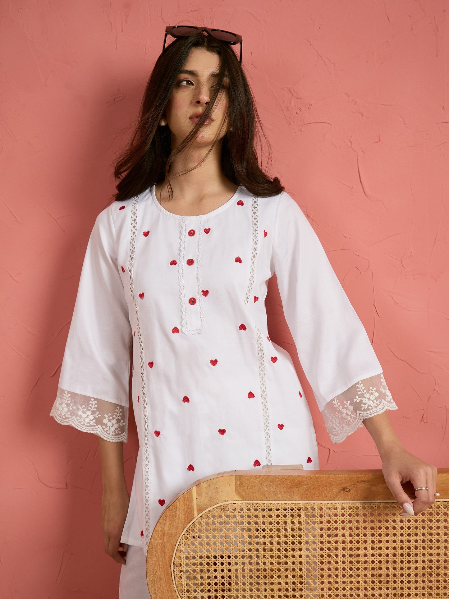 White Heart Embroidery Short Kurta With Straight Pants