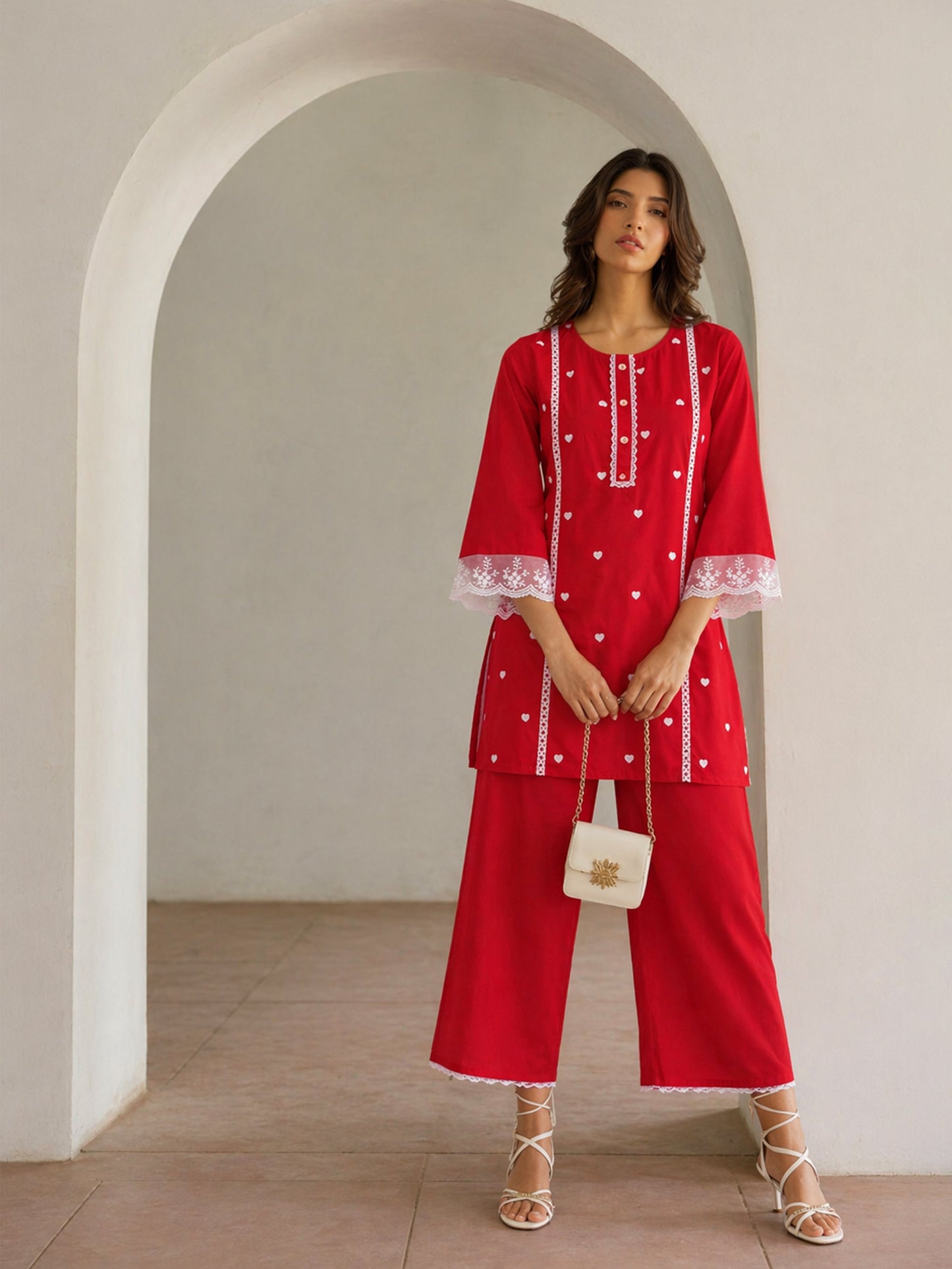 Red Heart Embroidery Short Kurta With Straight Pants