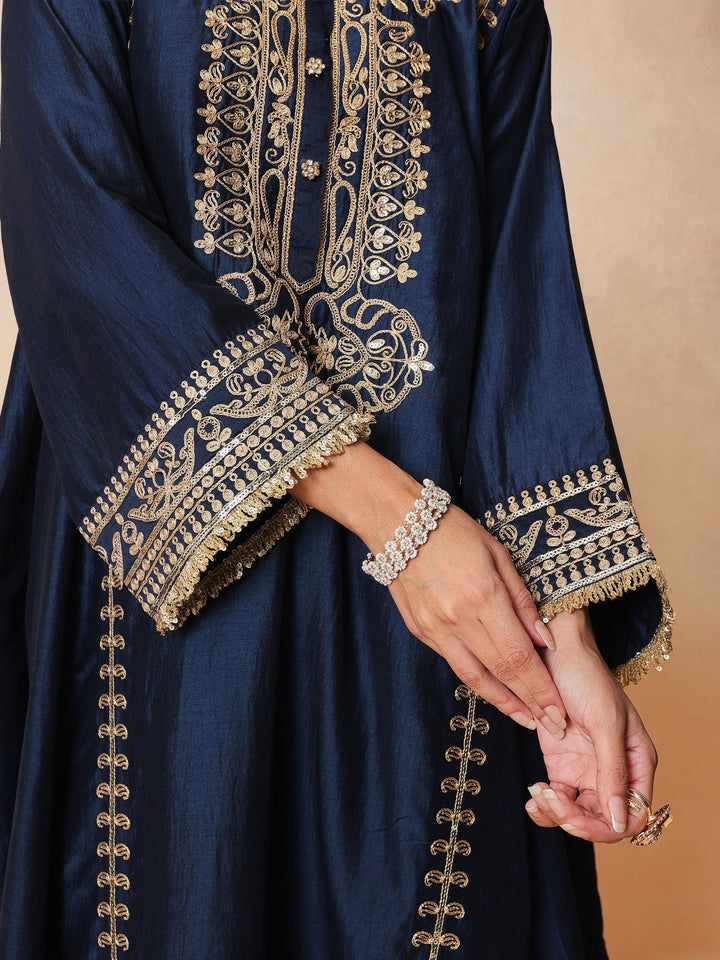 Women Navy Embroidered Choga Kurta With Straight Pant &amp; Dupatta
