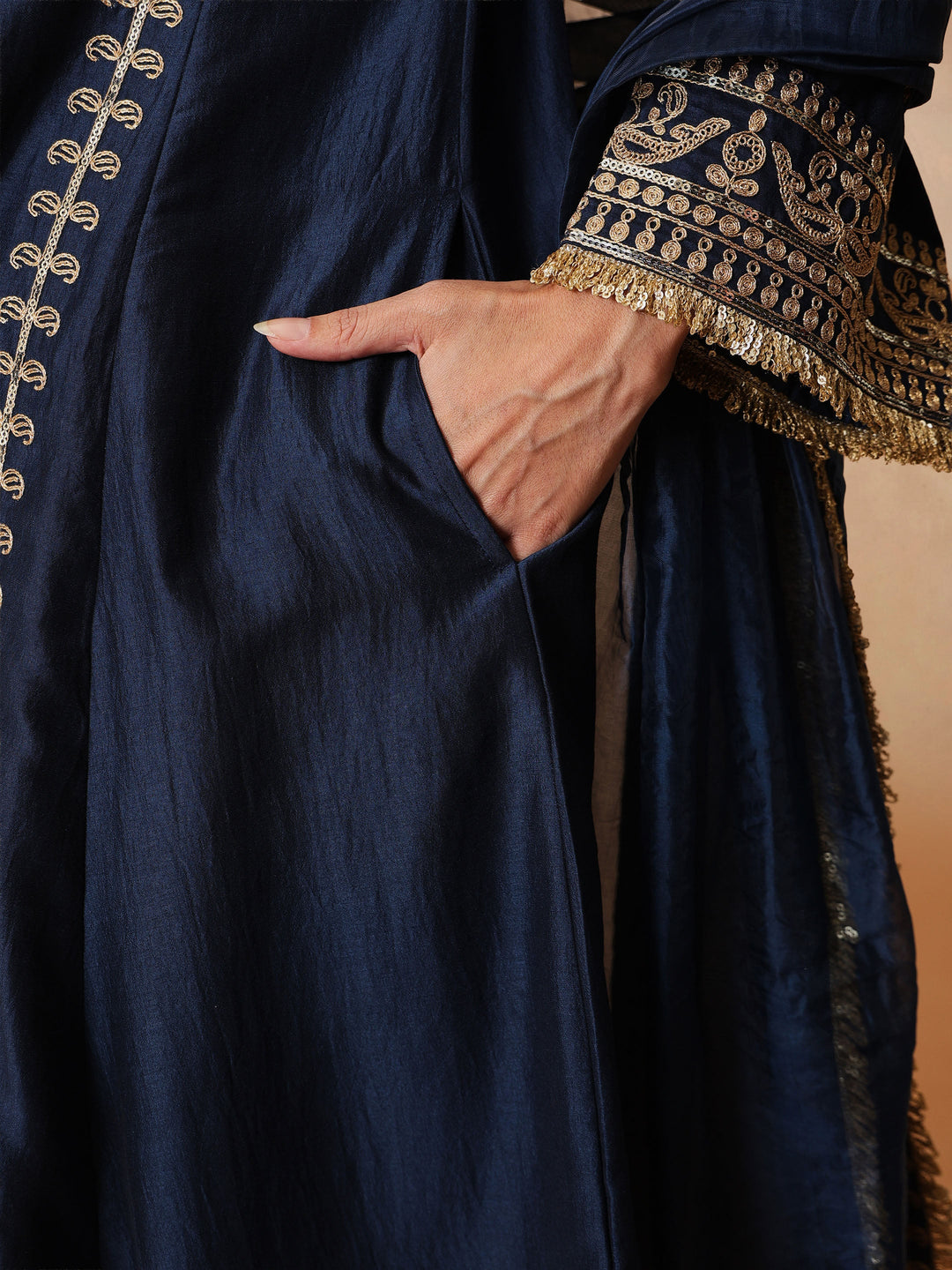 Women Navy Embroidered Choga Kurta With Straight Pant &amp; Dupatta