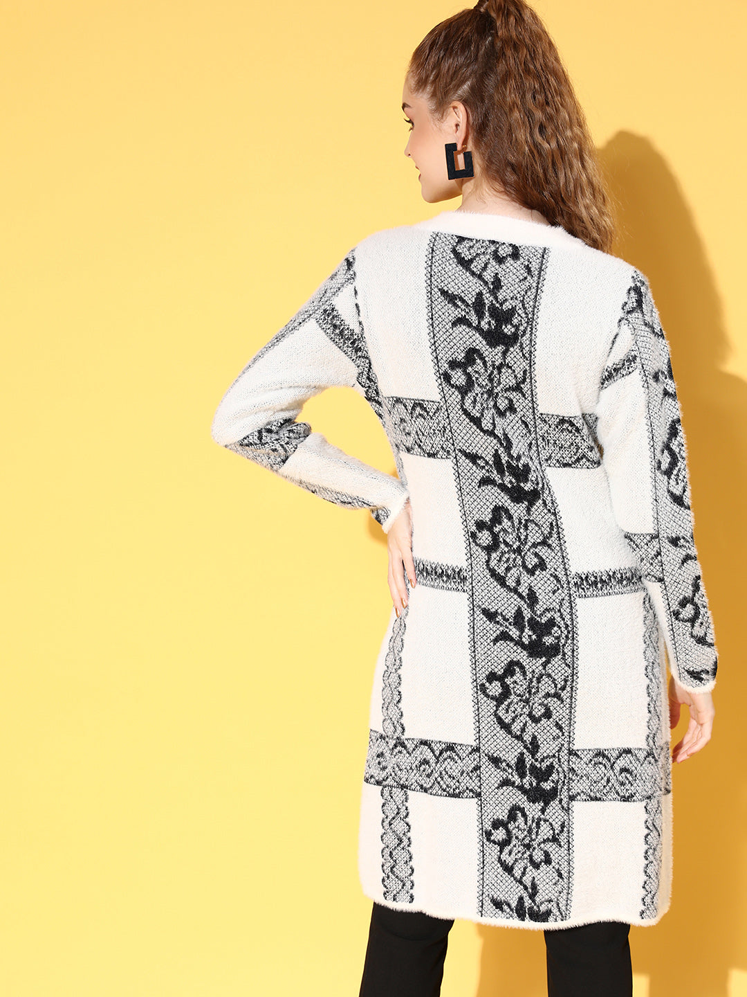 Women White &amp; Navy Hair Wool Long Sweater