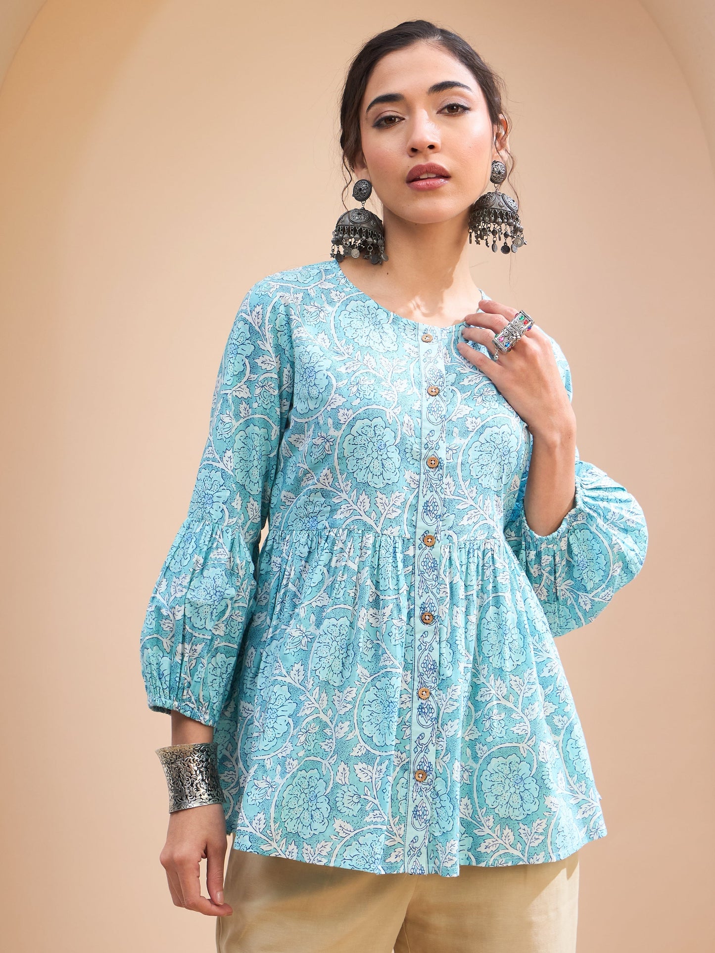 Blue Floral Wood Buttonned Gathered Kurti
