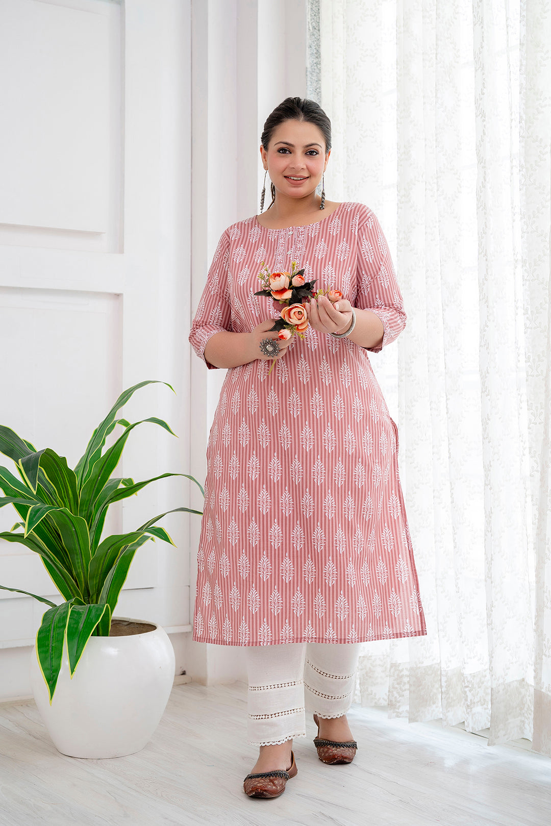 Plus Size Pink Printed Straight Kurta