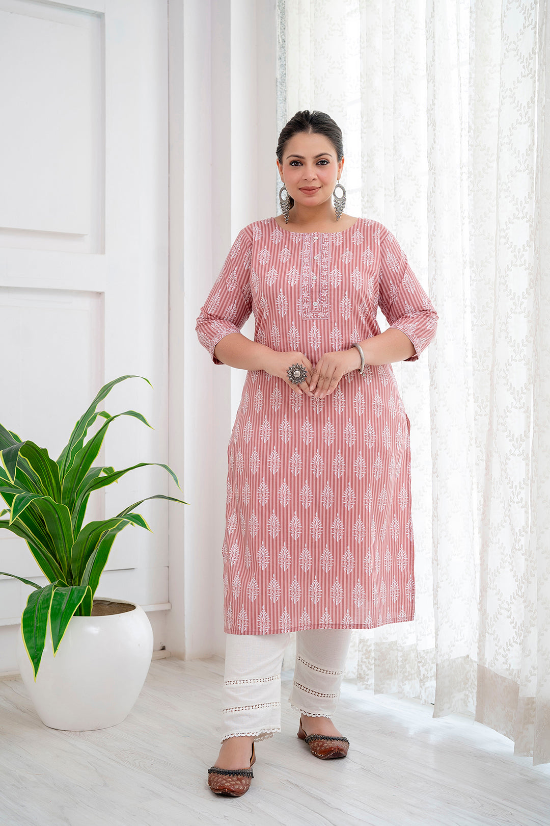 Plus Size Pink Printed Straight Kurta