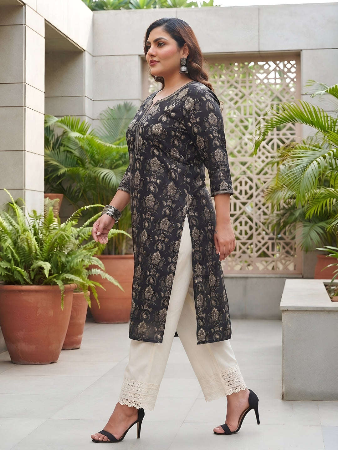 Plus Size Printed Straight Kurta