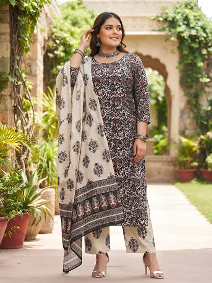 Plus Size Printed Straight Kurta With Palazo & Dupatta