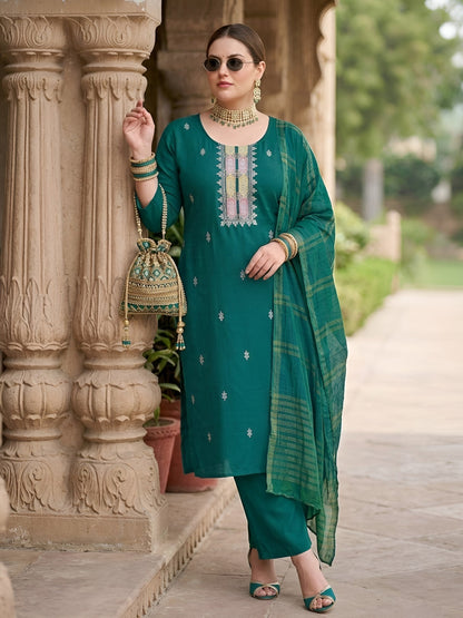 Plus Size Green Embroidered Kurta With Palazo & Dupatta