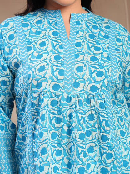 Plus Size Sky Blue Floral Printed Cotton Top