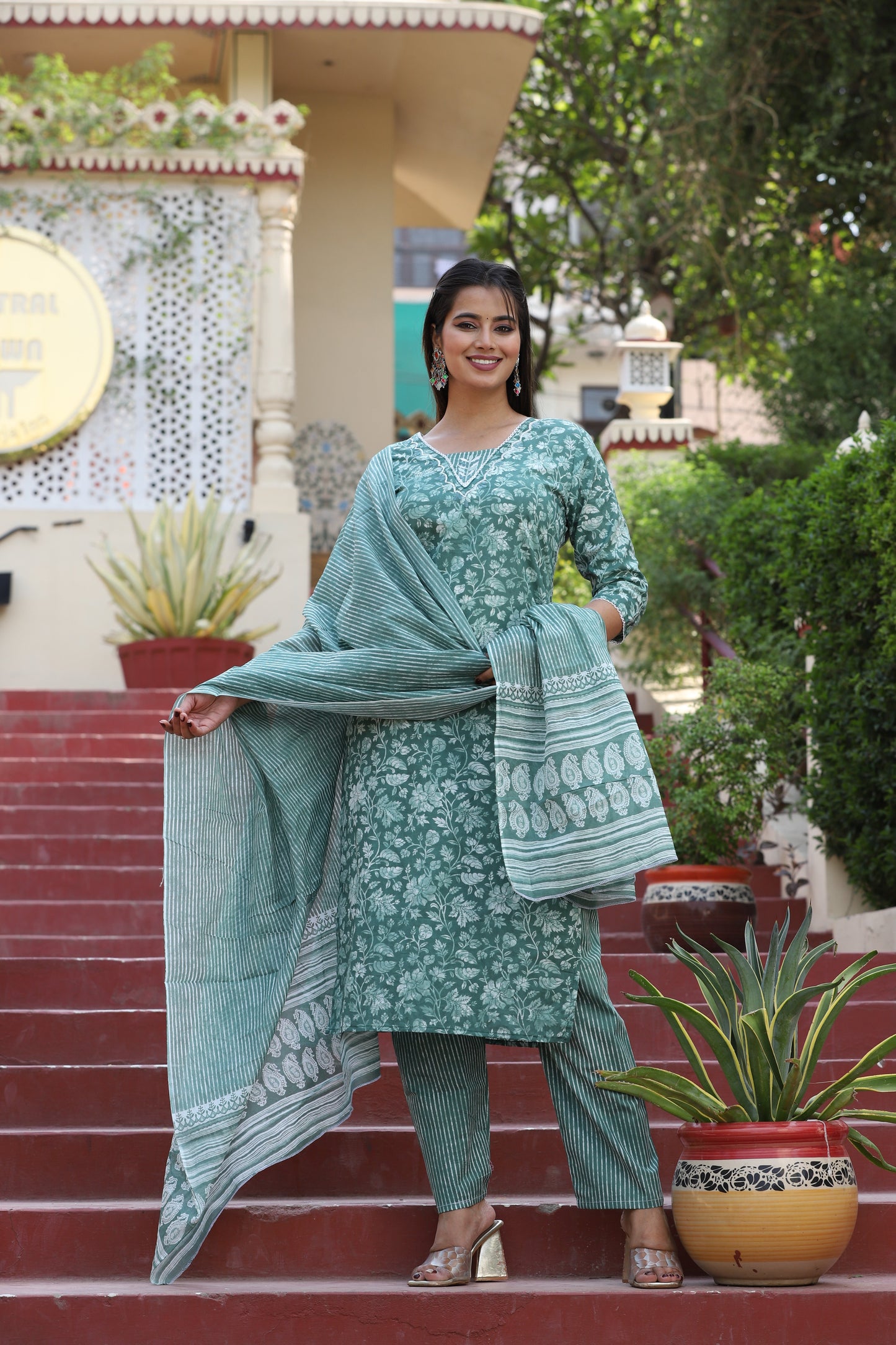 Green Anarkali Cotton Printed Embroidered Kurta With Pant Dupatta