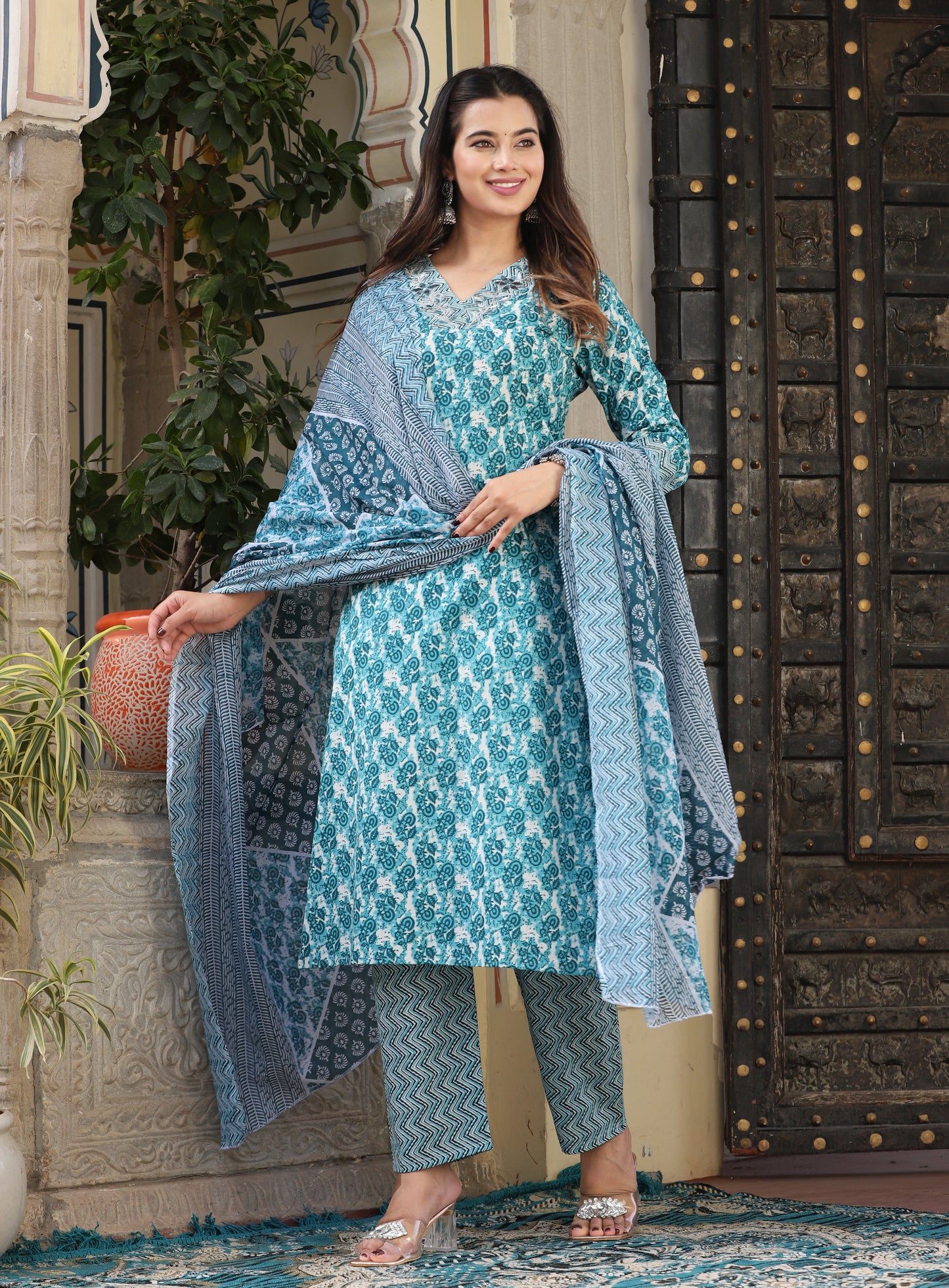 Green Straight Cotton Printed Kurta With Pant And Dupatta