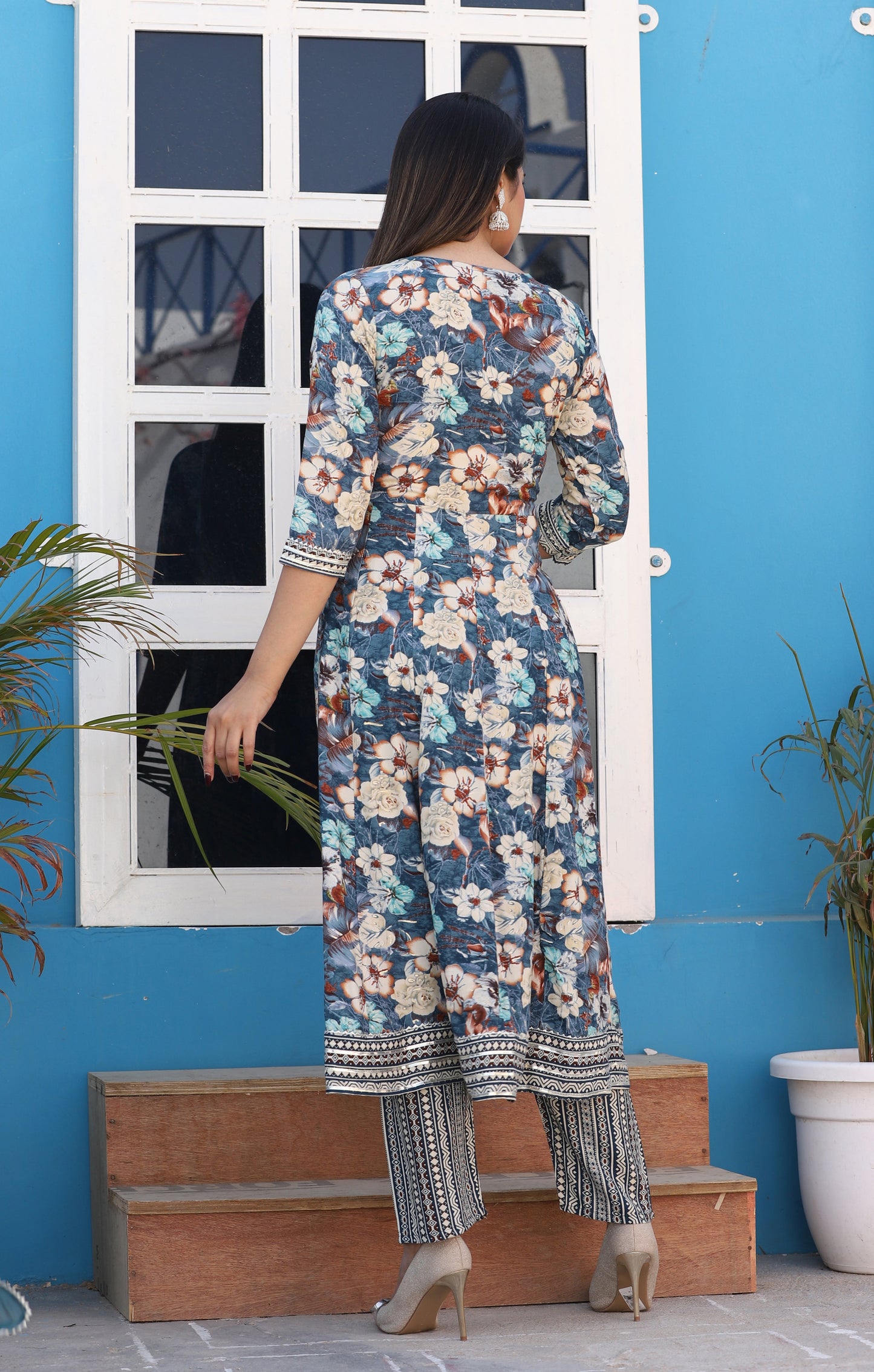 Green Anarkali Rayon Printd Embroiderd Kurta With Pant And Dupatta