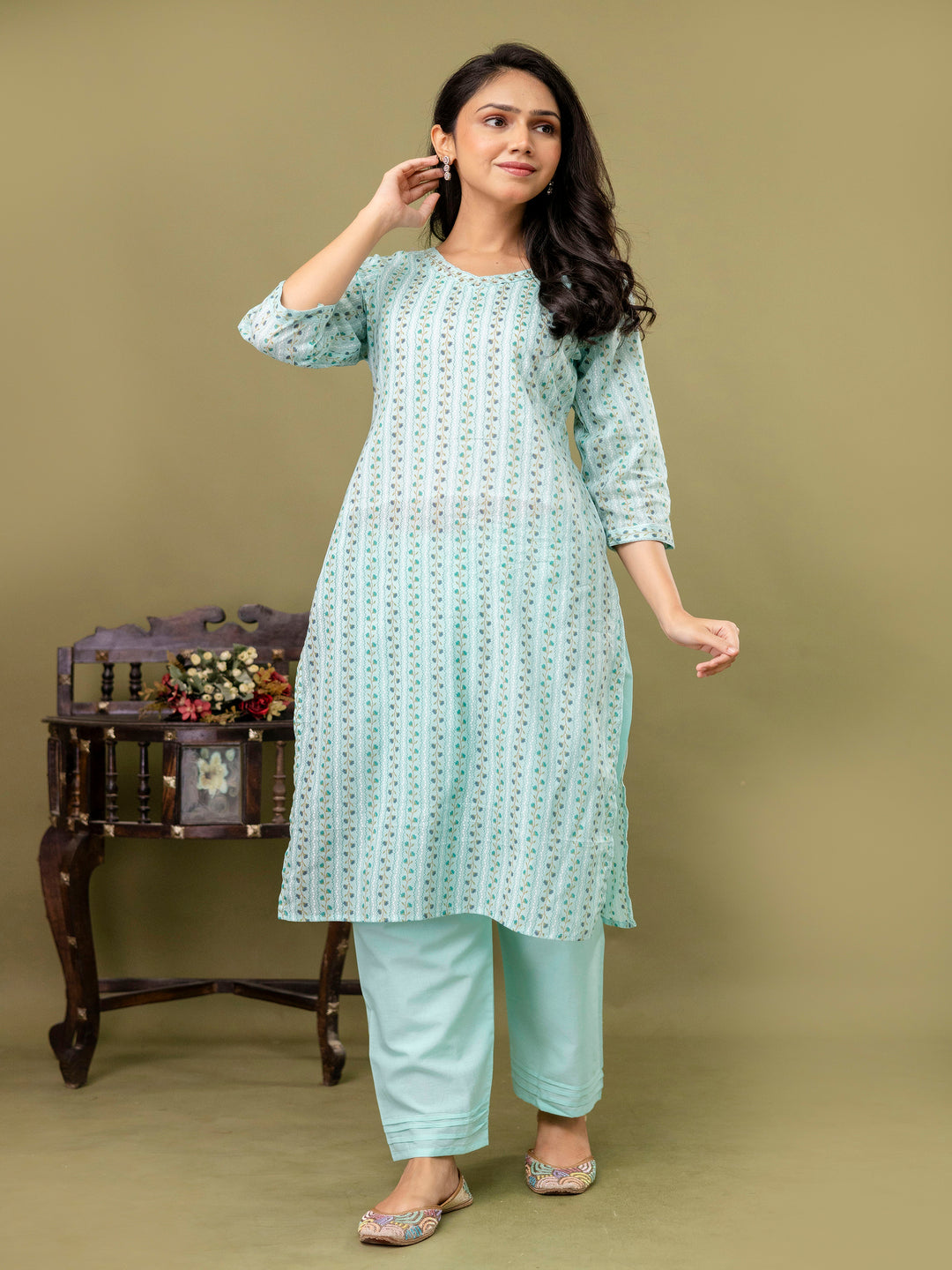 Blue Straight Cotton Printed Kurta With Pant