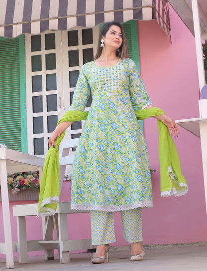 Green Anarkali Cotton Printd Embroiderd Kurta With Pant And Dupatta