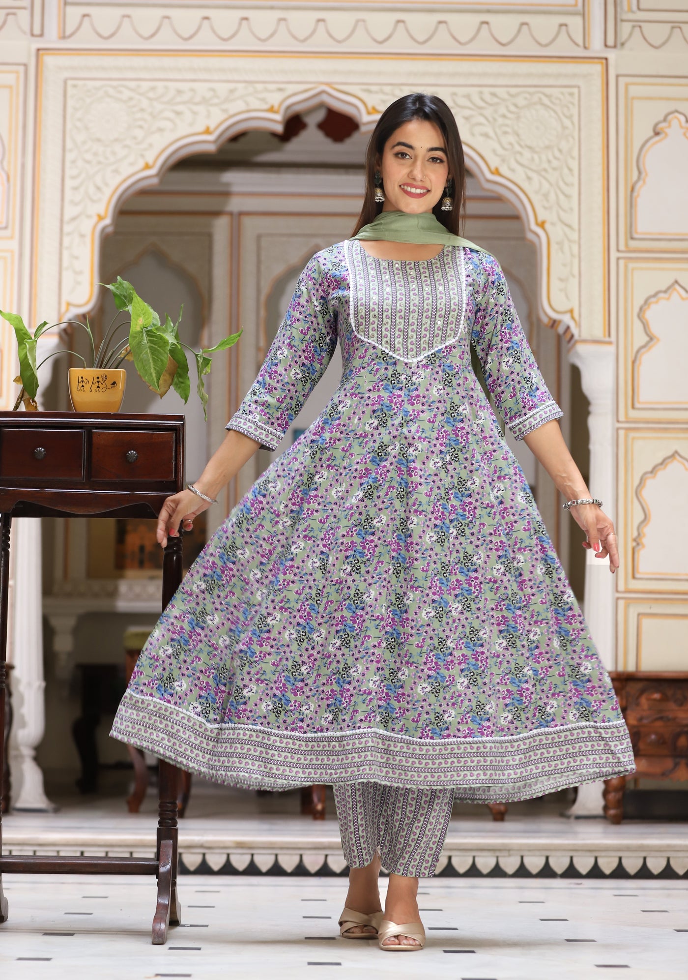 Green Anarkali Rayon Printd Embroiderd Kurta With Pant And Dupatta, view 3