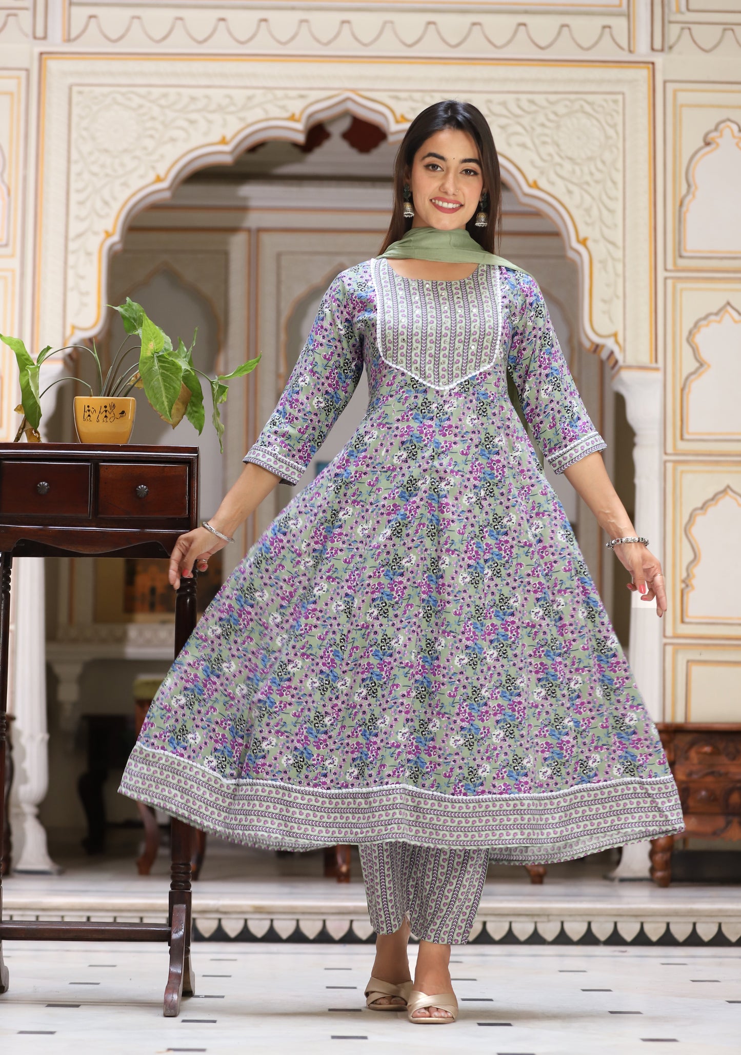 Green Anarkali Rayon Printd Embroiderd Kurta With Pant And Dupatta