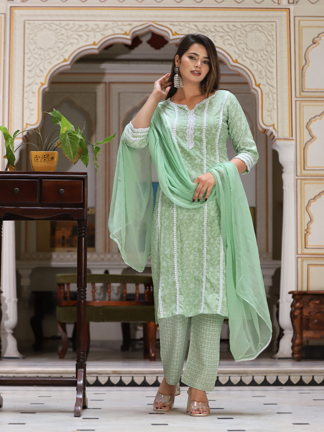 Green Straight Rayon Printed Kurta With Pant And Dupatta