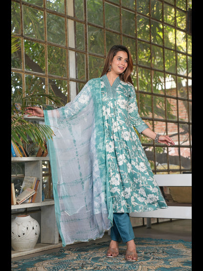 Green A-Line Rayon Printed Kurta Bottom With Dupatta