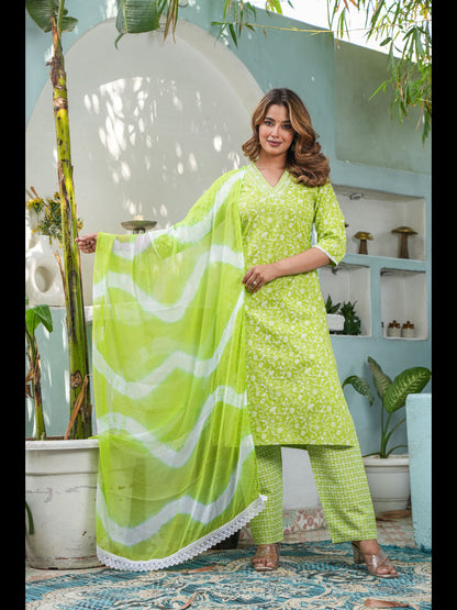 Green Straight Rayon Printed Kurta With Pant And Dupatta